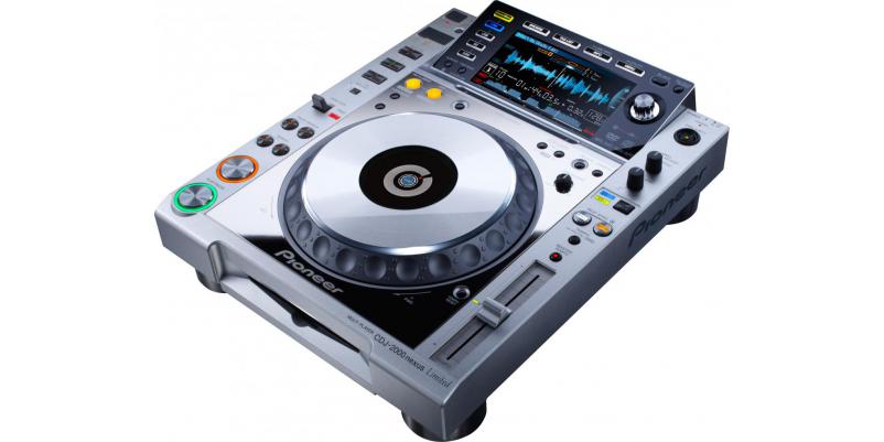 CD Player Pioneer CDJ-2000NXS-M - DJ deck digital, platinum